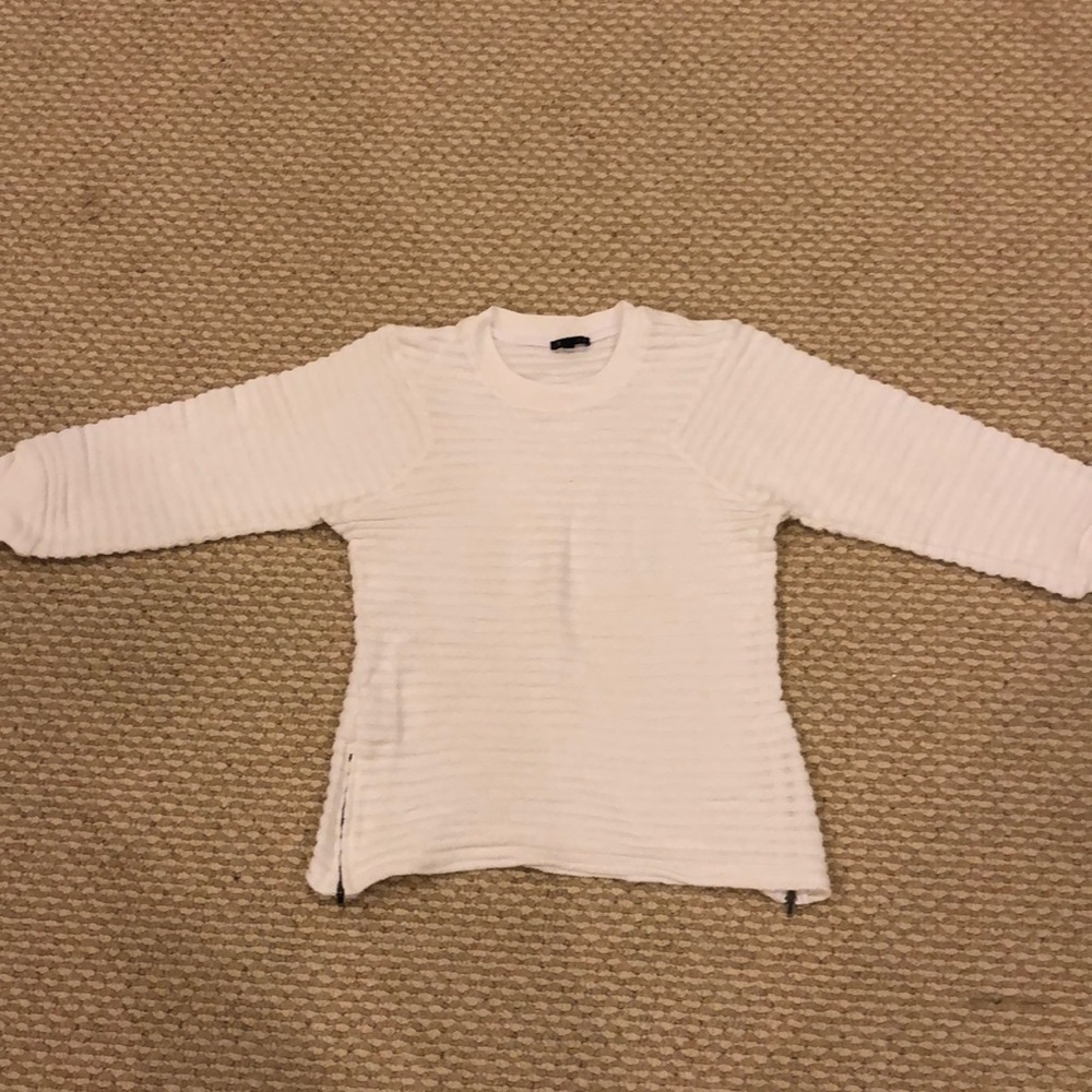 Theory sweater